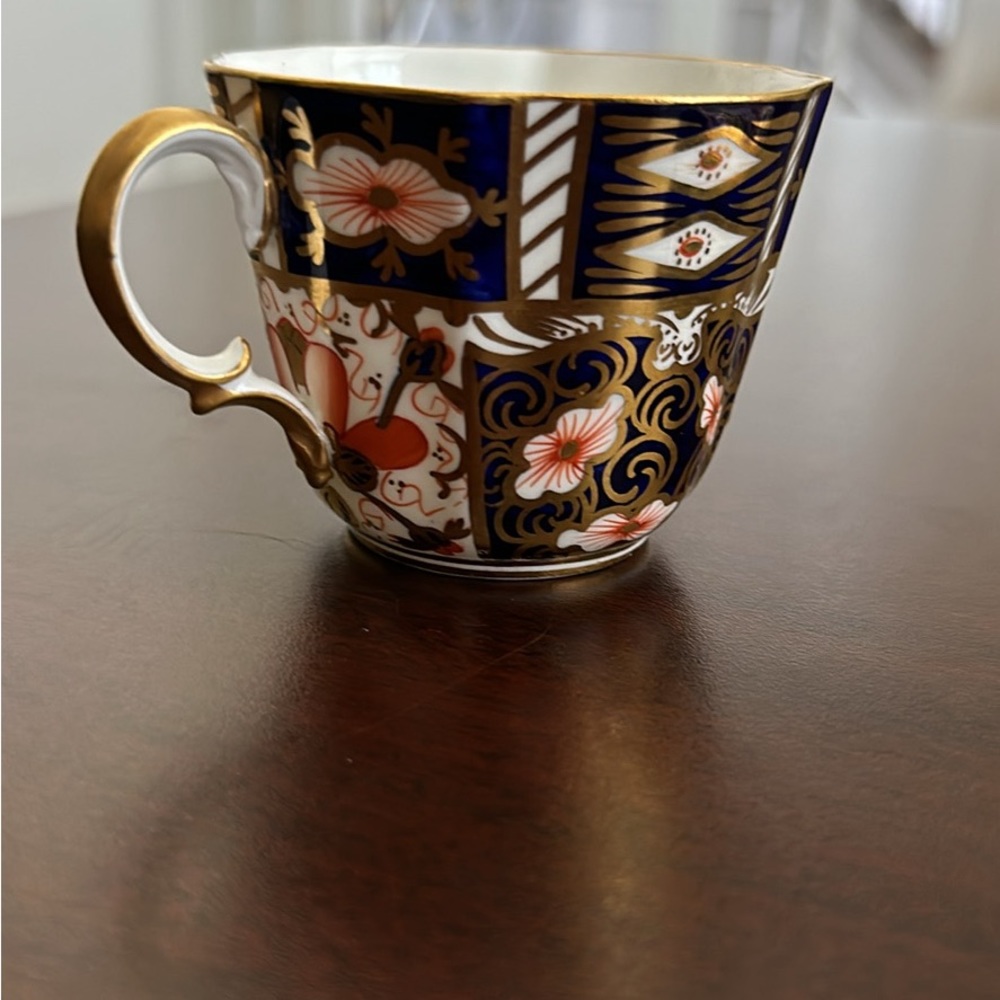 ROYAL CROWN DERBY - Imari Pattern #2451 - 6 Tea Cup & Saucer - C.1913-50's